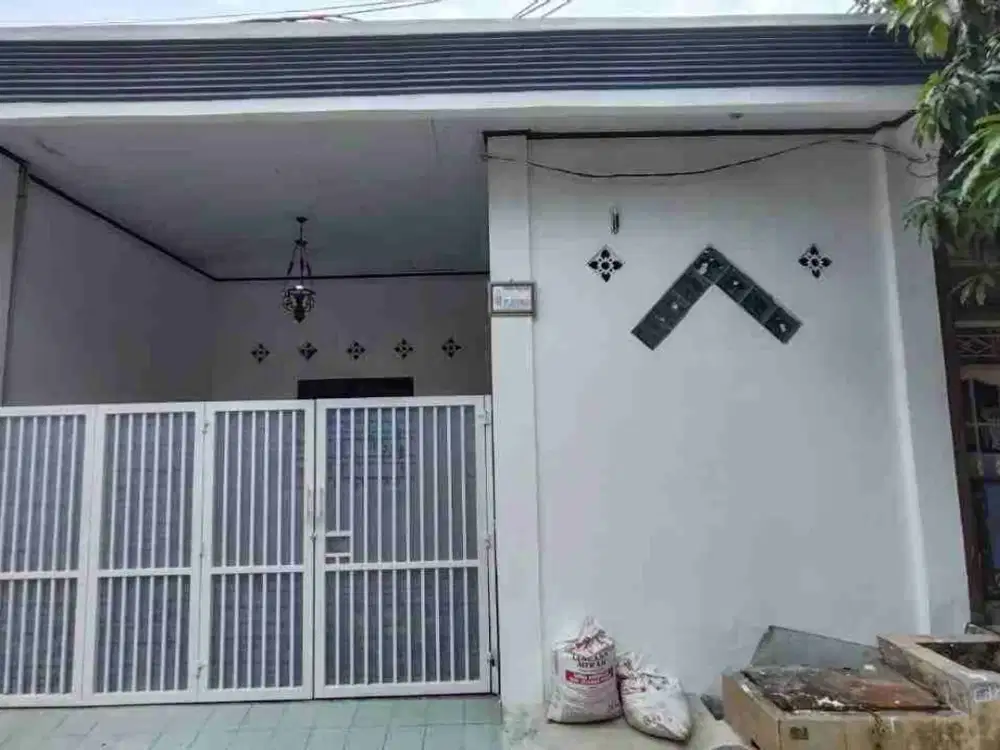 Rumah Strategis 2 Lantai di Bekasi Utara