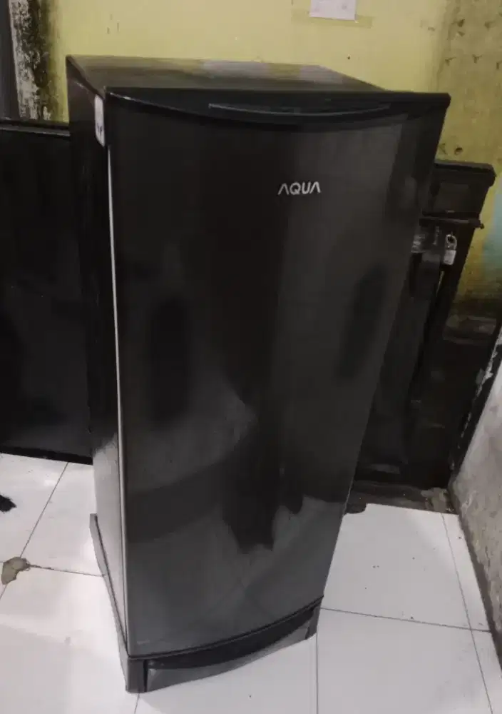 KULKAS AQUA 1 PINTU