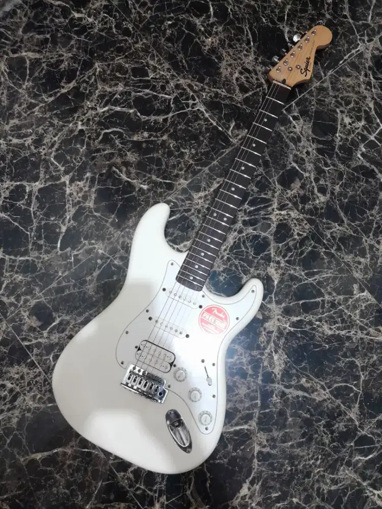 Gitar listrik SQUIER ori MII Tahun 2019