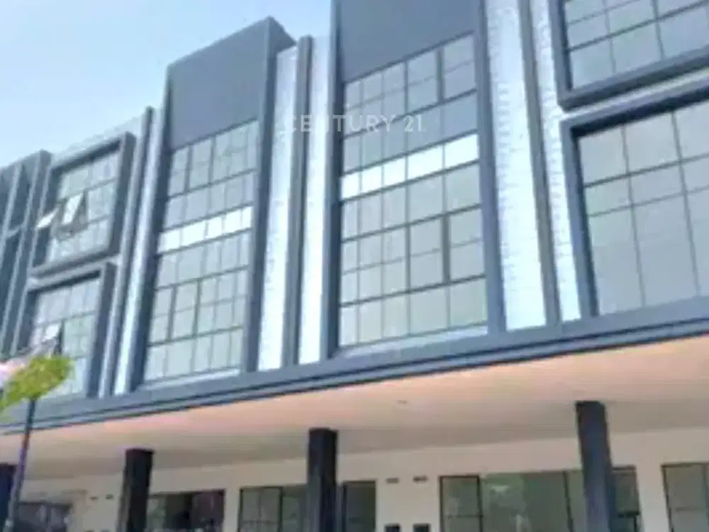 Ruko Collins Berlokasi Strategis Dipinggir Jalan Metland Cakung