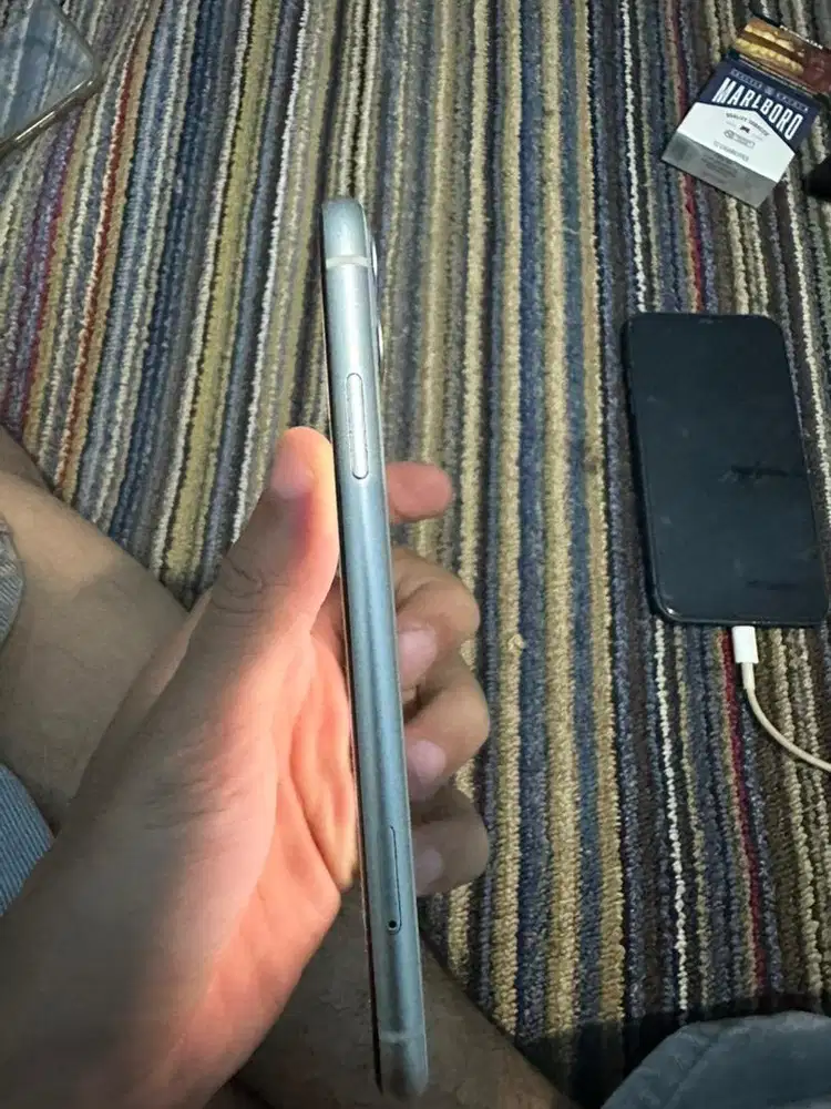 iphone 11 64 ibox
