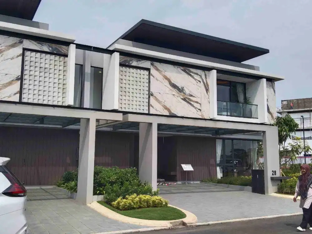 Rumah Luas Nan Nyaman Lingkungan Mewah di Summarecon Bandung