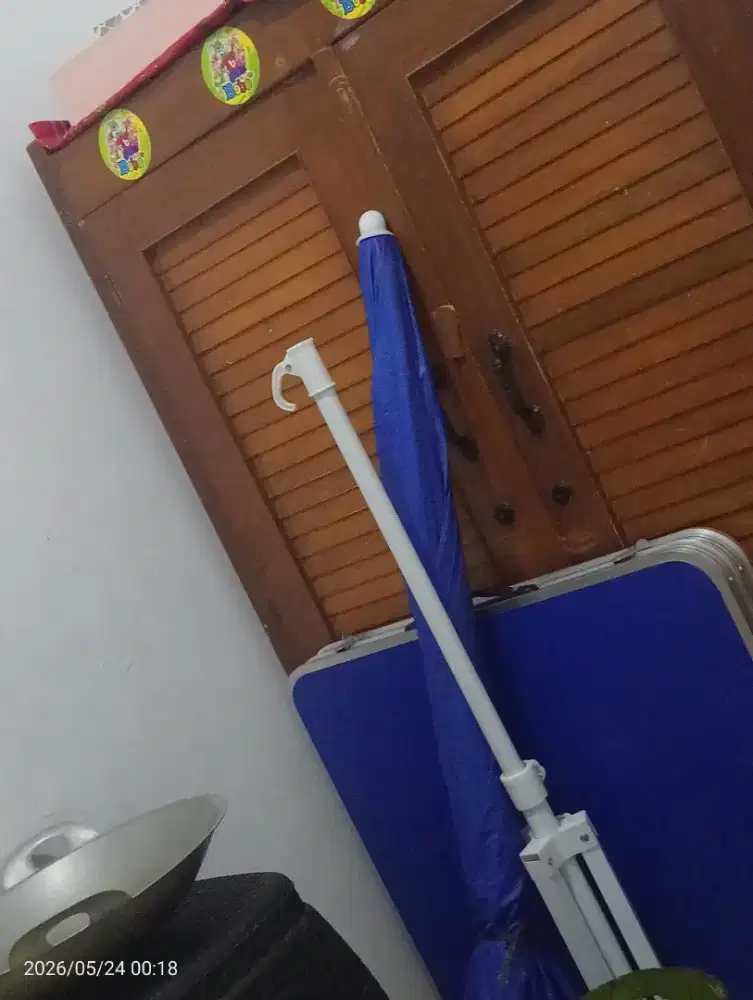 Meja set tripod dan payung