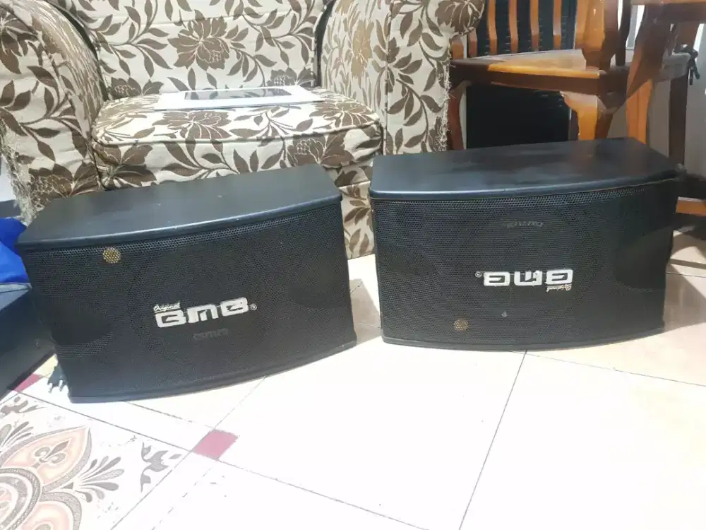 Sepasang speaker BMB Cs450