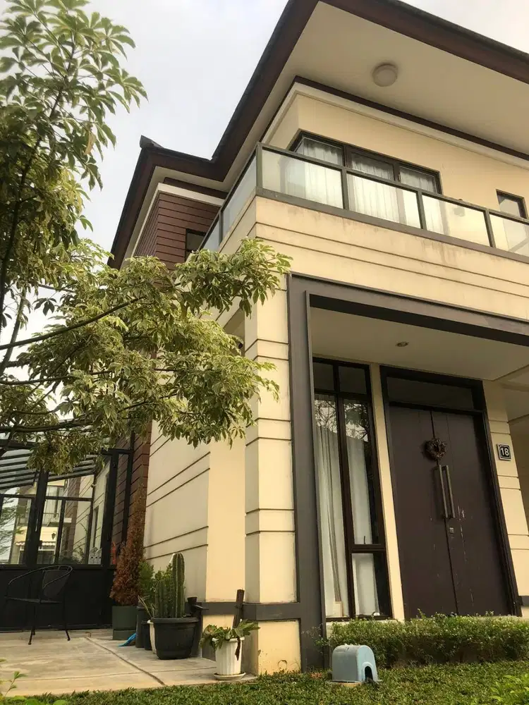 Dijual Rumah 2 Lantai Urgent Butuh Uang, Cocok Untuk Investor