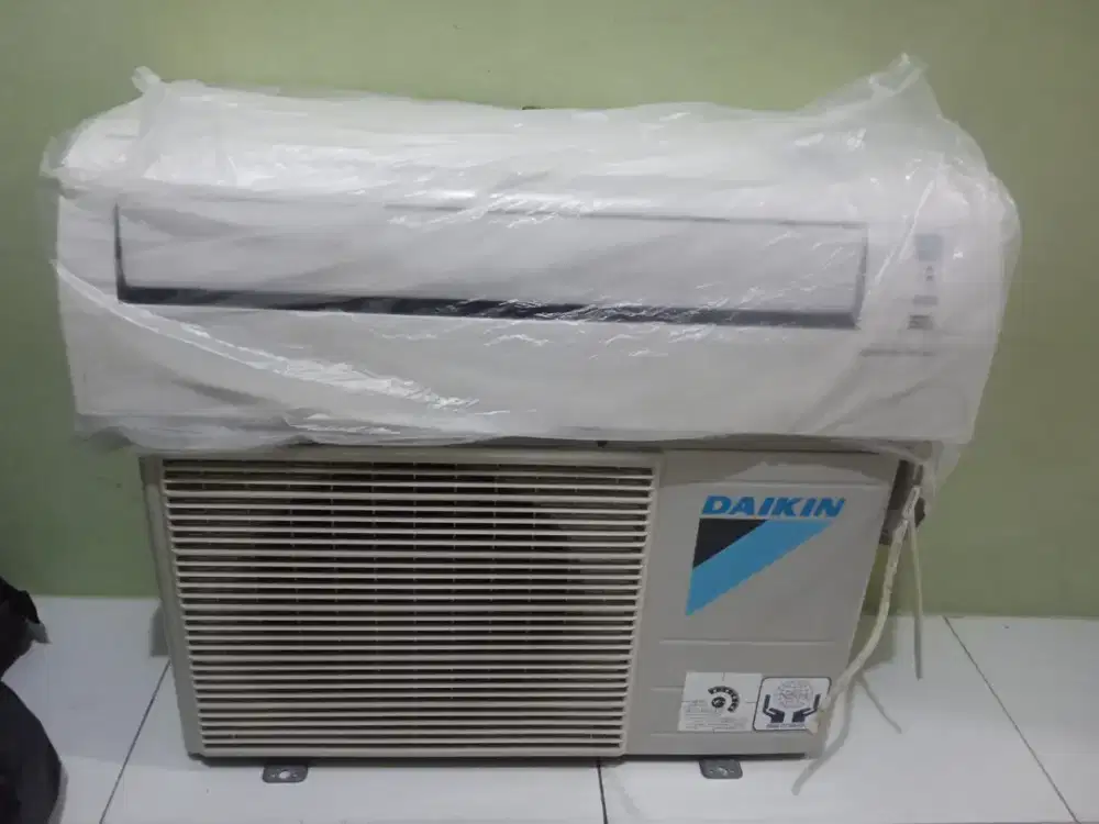 AC daikin 3/4 pk