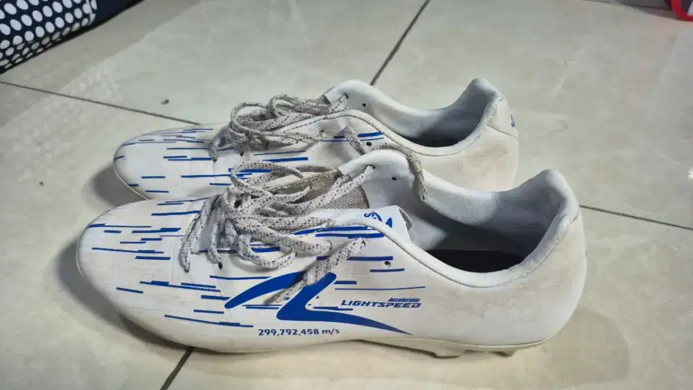 Specs lightspeed