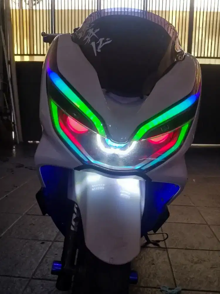 Dijual set headhamp PCX 150 + biled aes 3 in 1