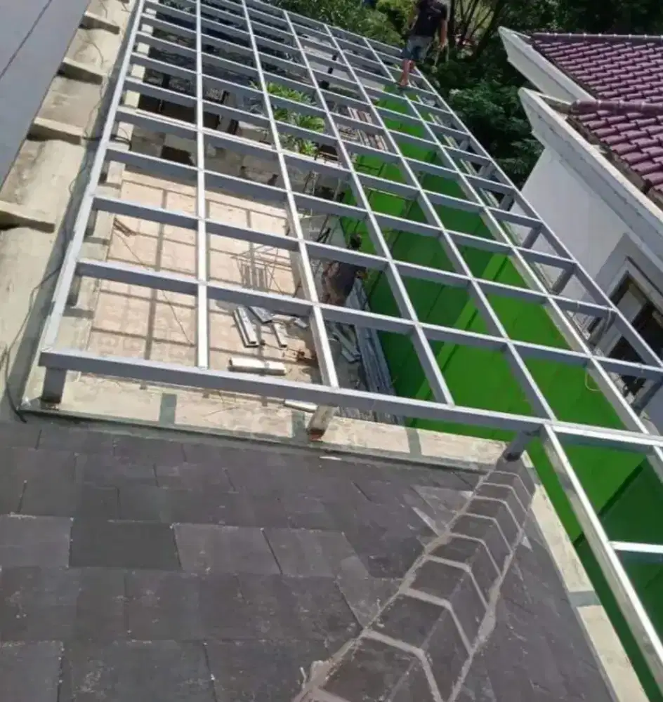 TUKANG PERBAIKAN ATAP ..DAN PLAFON