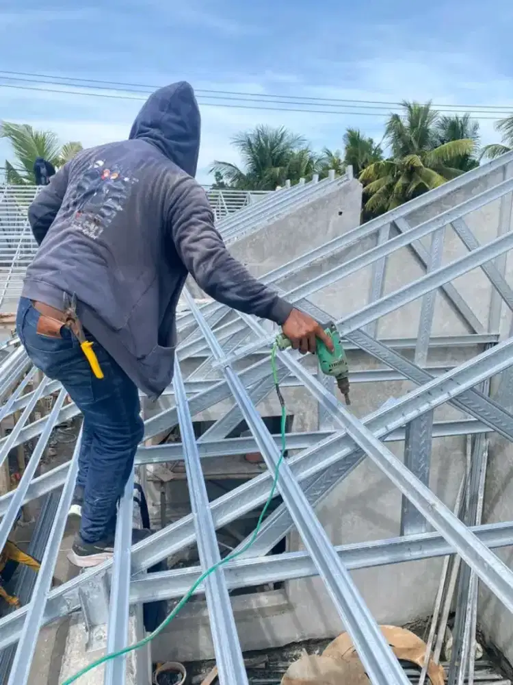 TUKANG PERBAIKAN ATAP...DAN PLAFON