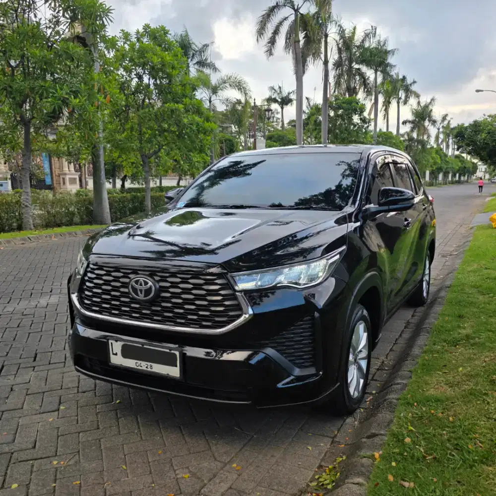 Toyota Innova Zenix V Matic RSE