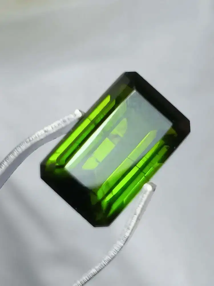 Natural verdelite tourmaline 5 ct up