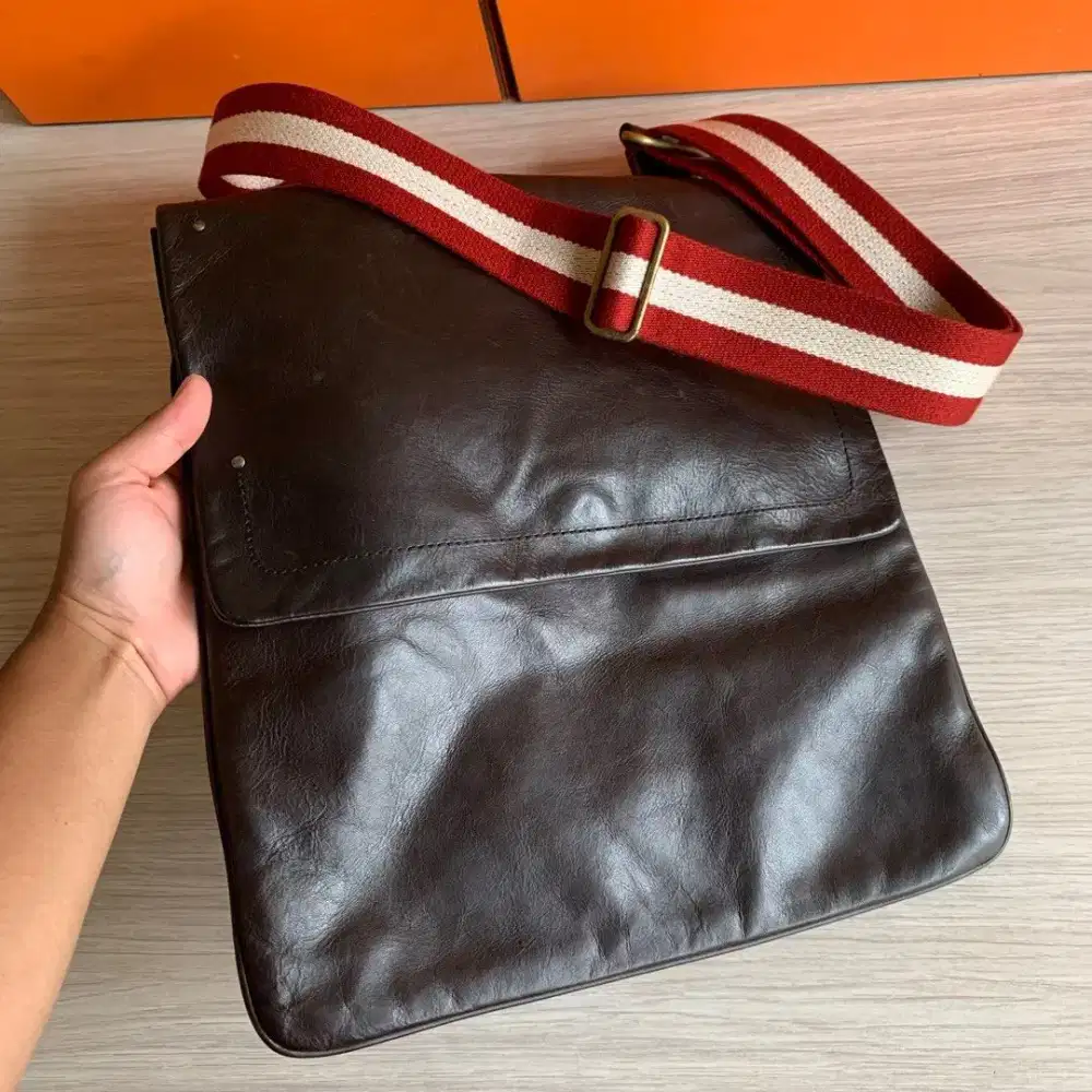 Bally flab bag leather tablet tas kulit original