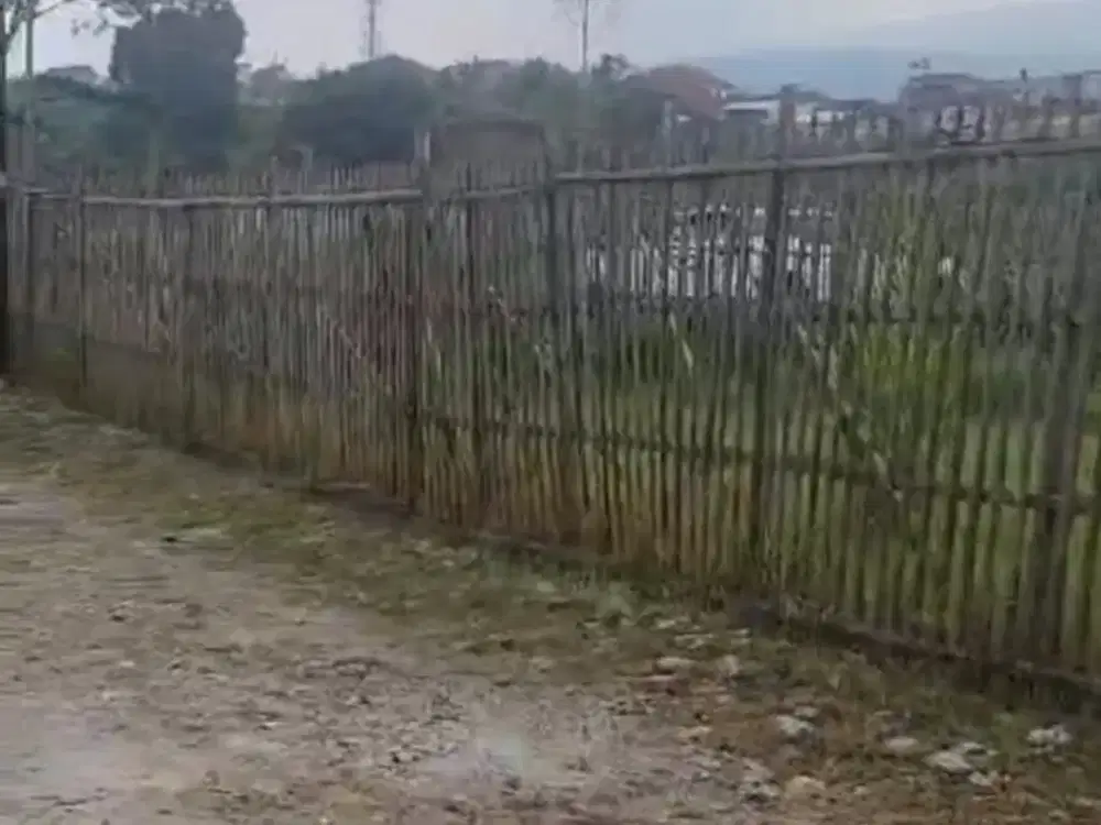 Tanah Luas Strategis di Jalan Sersan Bajuri Cihideung