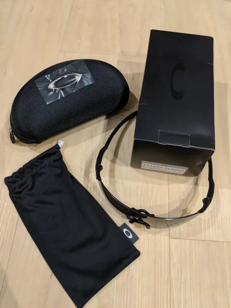 Oakley Evzero Blades sunglasses lensa iridum prizm kacamata original