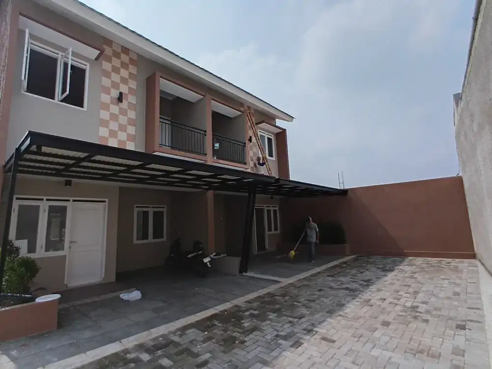 JUAL RUMAH BARU 2 LANTAI LOKASI DEKAT ALUN-ALUN CIMAHI