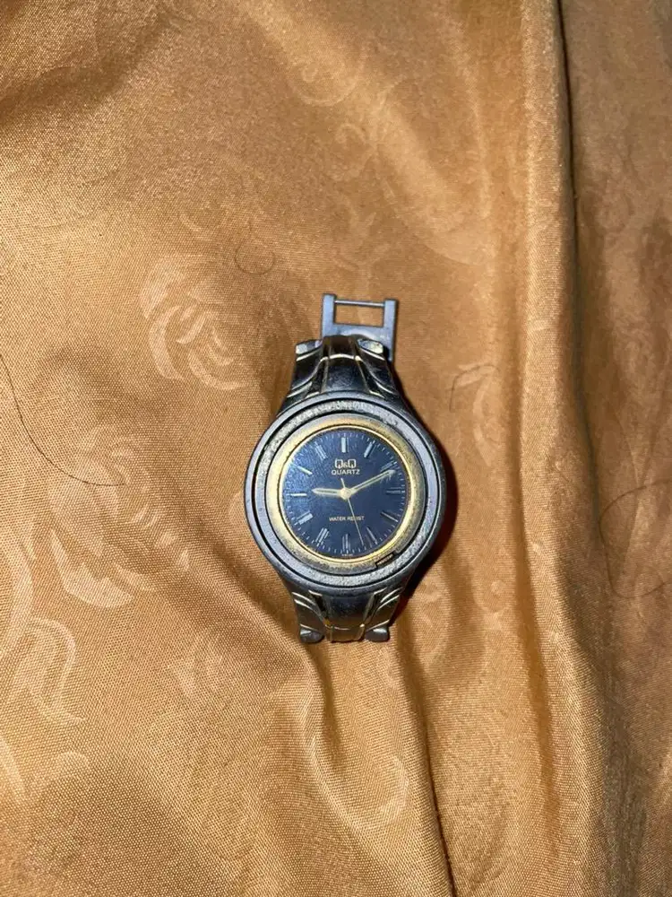jam tangan antik bolak balik