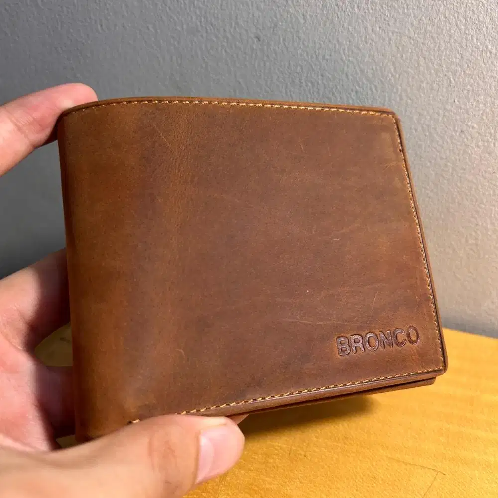 Dompet Pria Kulit Asli [ Bronco ]