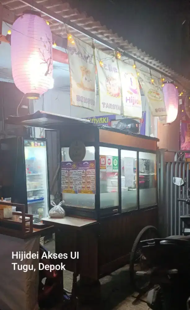 DIBUTUHKAN SEGERA: PENJAGA STAND TAKOYAKI