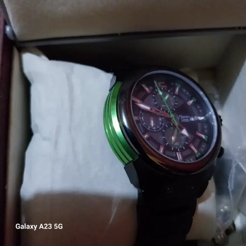 Dijual jam tangan alexsandri christi