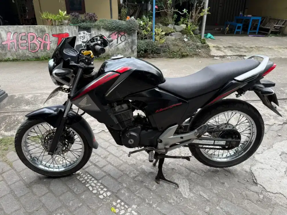 Megapro karburator THN 2014 plat AB sleman