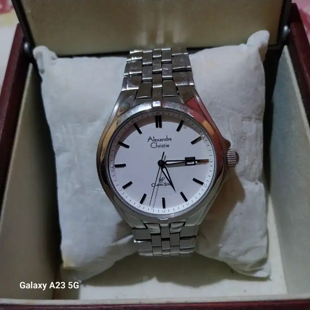 Dijual jam tangan Alexsandri christi