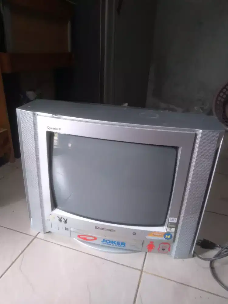Tv panasonic 14in.lama digudang.apa adanya