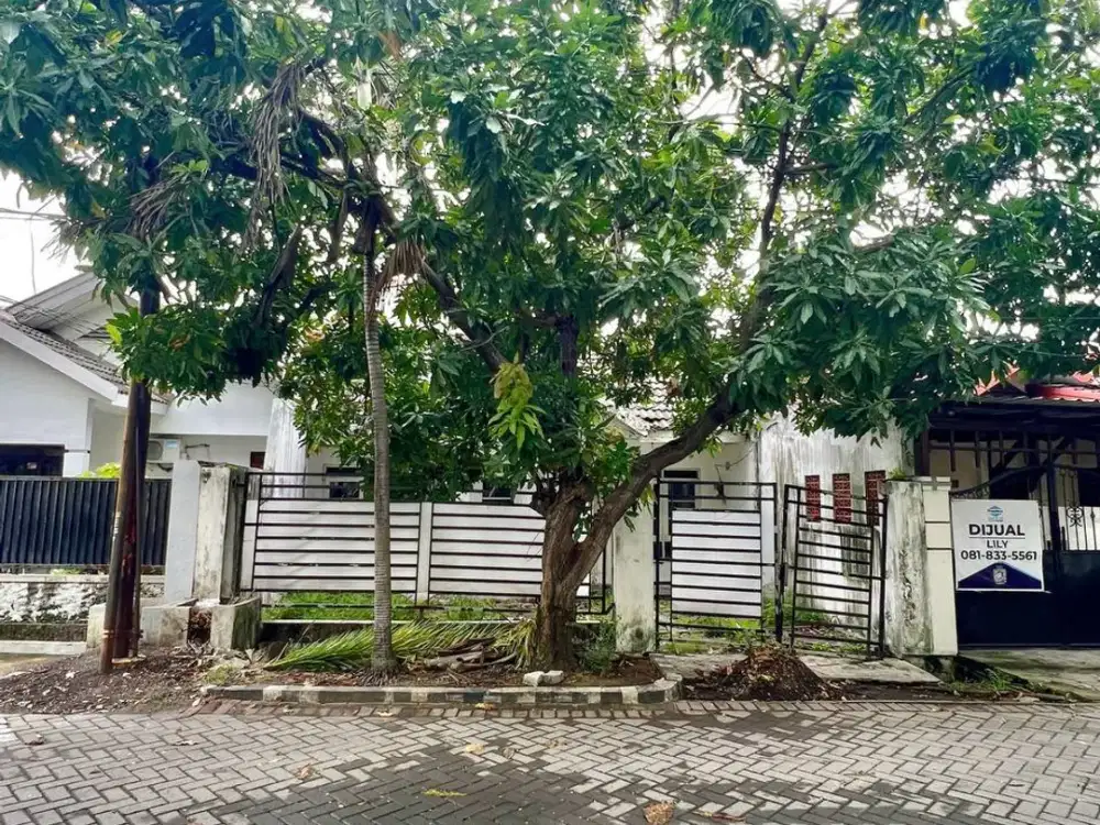 Rumah hitung tanah di Raya Wiguna Timur