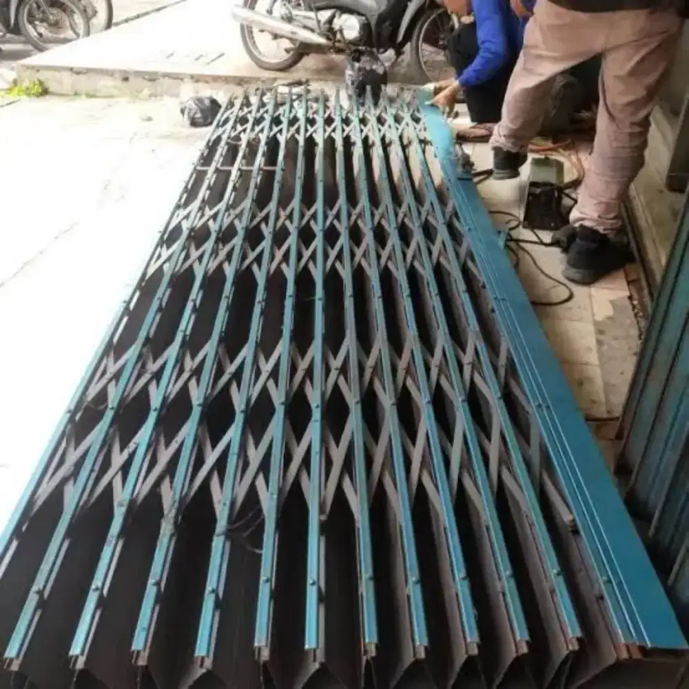 Tukang pasang service rolling door folding gate