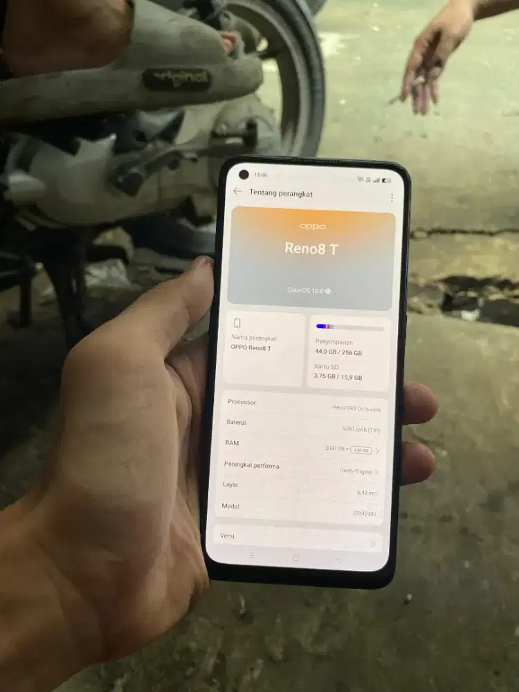 Oppo Reno 8t 4G 8+8/256GB