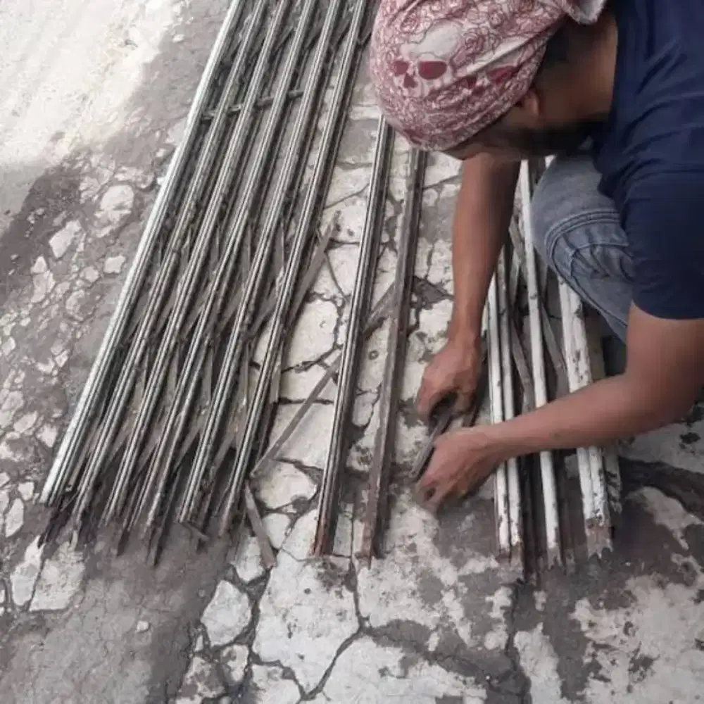 Tukang perbaikan rolling door folding gate murah
