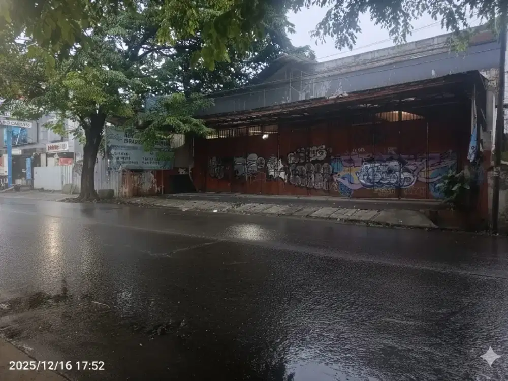 DISEWAKAN / DIJUAL EX BENGKEL MOBIL DI JL RAYA PEKAYON BEKASI SELATAN