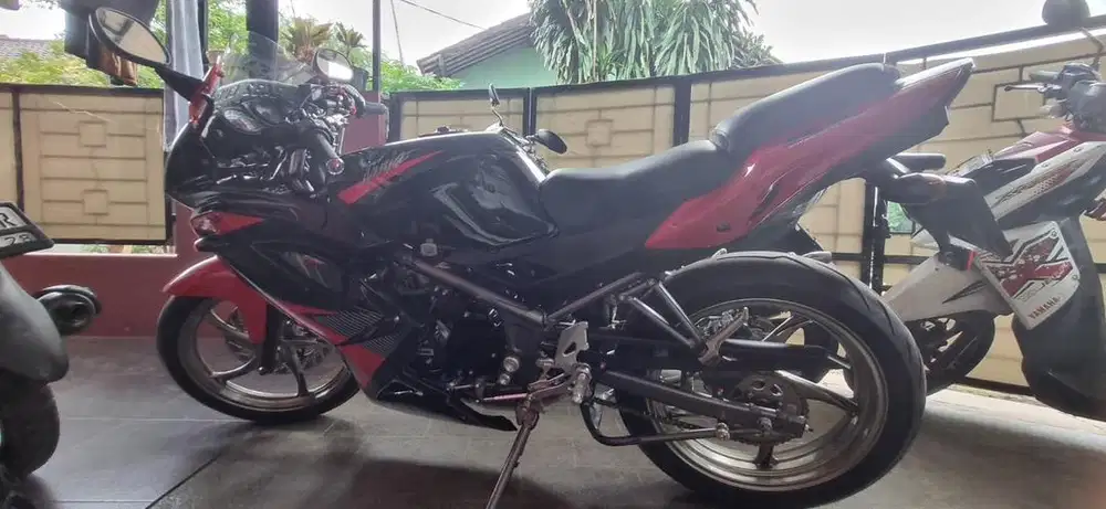 Ninja KKR siap pakai motor rawatan .