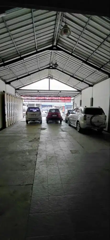 Gudang bersih strategis mainroad dekat Summarecon jl derwati bandung