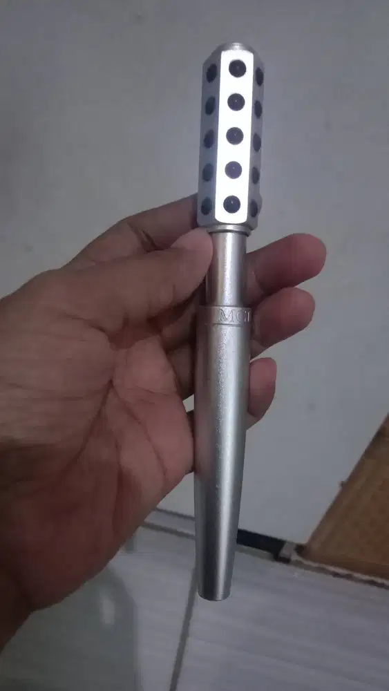Magic Stick MCI adalah alat terapi dan kecantikan