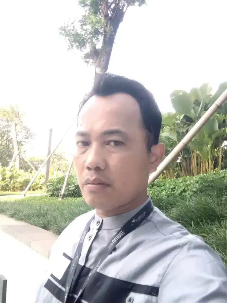 Saya mencari lowongan pekerjaan driver