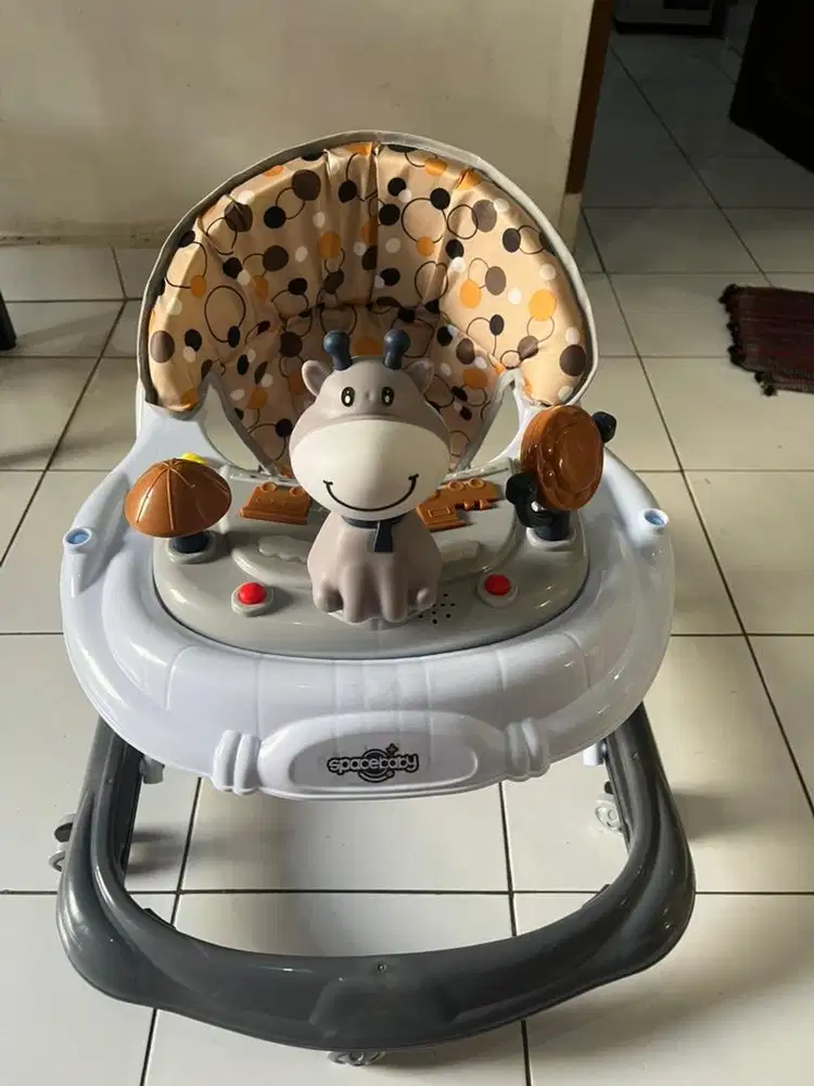 Baby walker space baby
