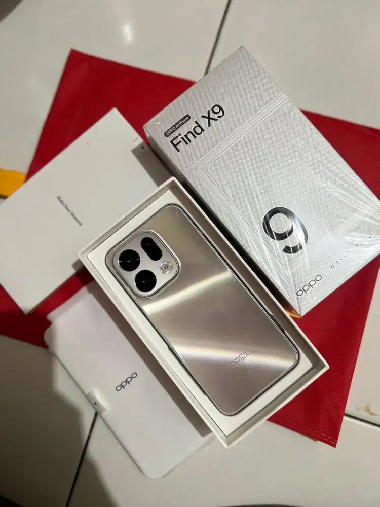 OPPO FIND X9 5G ram 16/512 Garansi 16 mei 2027 like new