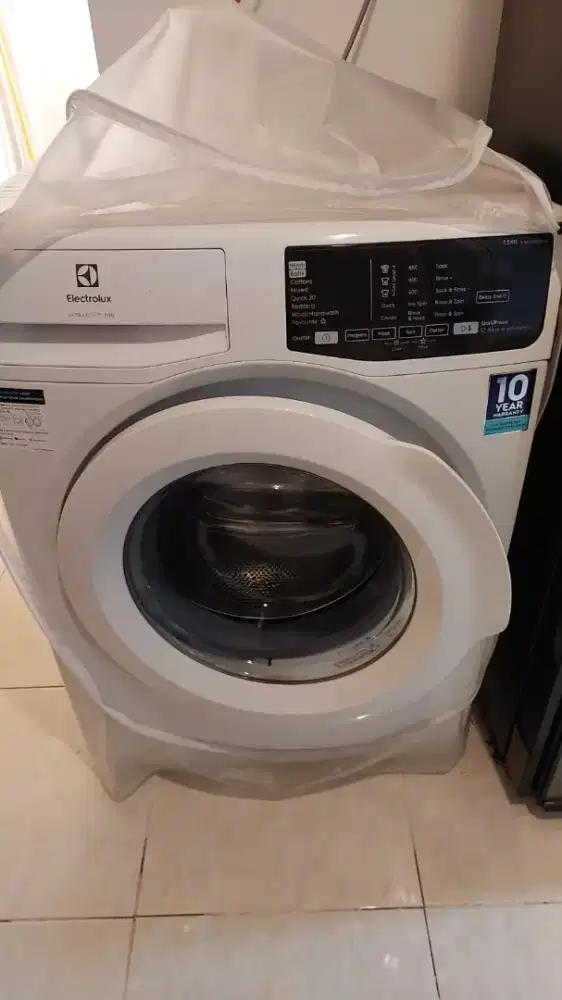 Electrolux mesin cuci (preloved)