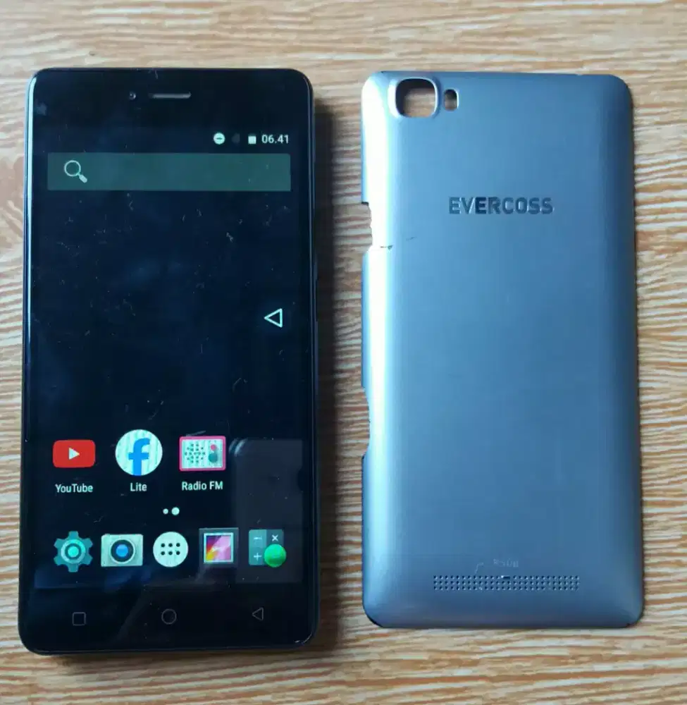 Hp android jadul Evercoss R50b.andorid versi 6.