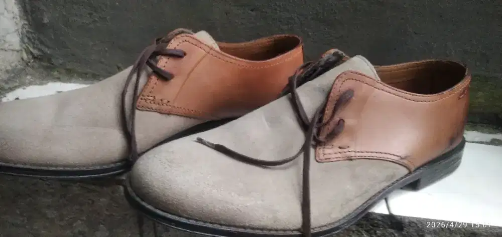 Jual sepatu seken import merk clark