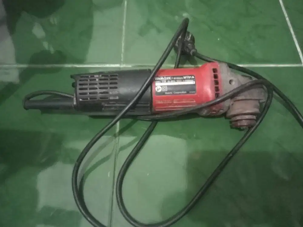 Gerinda tangan maktec