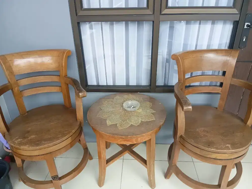 Dijual 1 set kursi jati