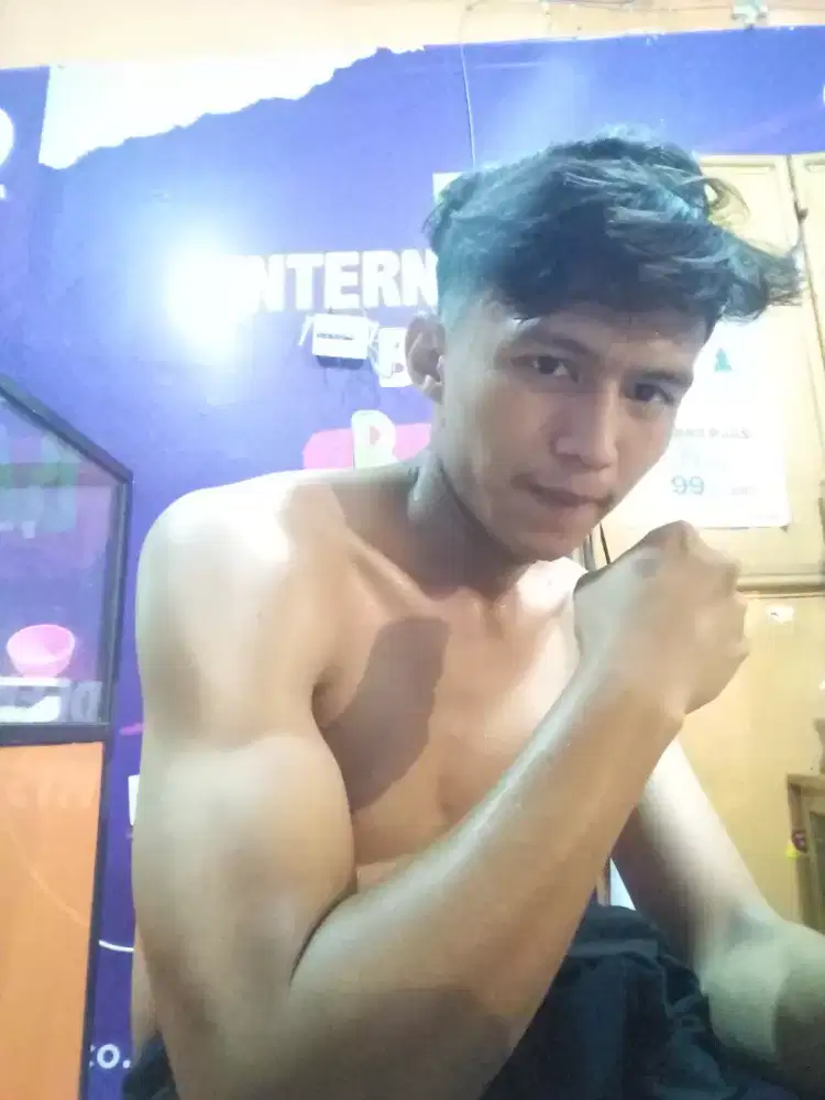 Cari kerjaan apaan aja