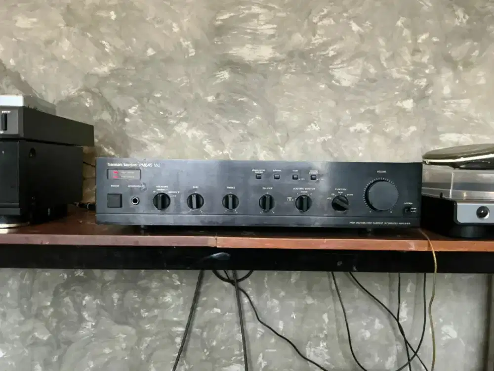 Harman Kardon PM645 Vxi Vintage Hi-Fi Stereo Integrated Amplifier