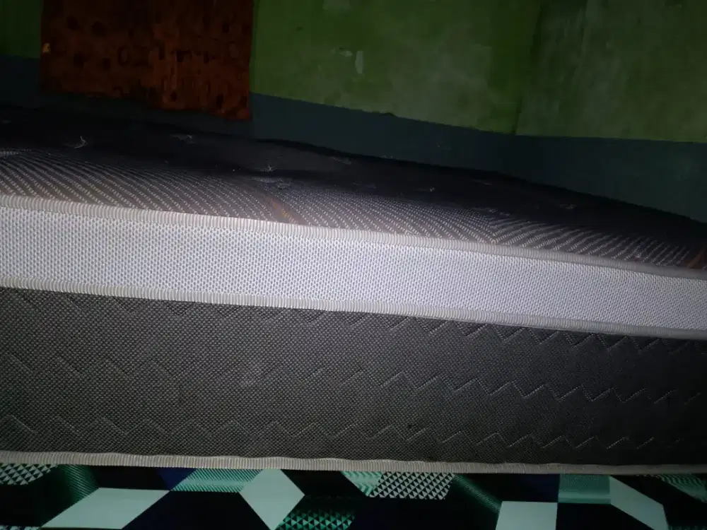 Kasur masih kondisi baru