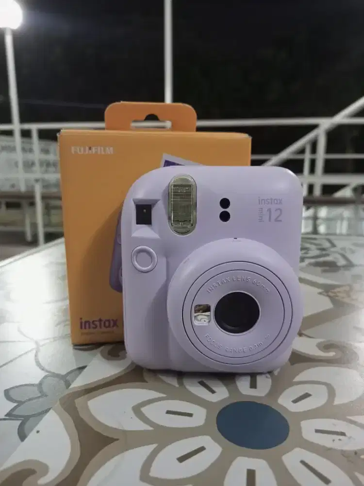 Dijual second camera polaroid type instax mini 12