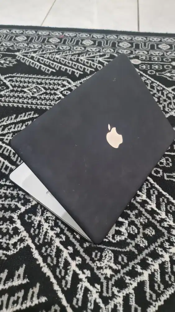 Macbook Pro Mid 2012 Core i5 256gb