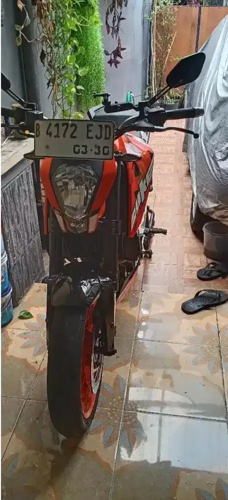Jual BU ktm duke 200