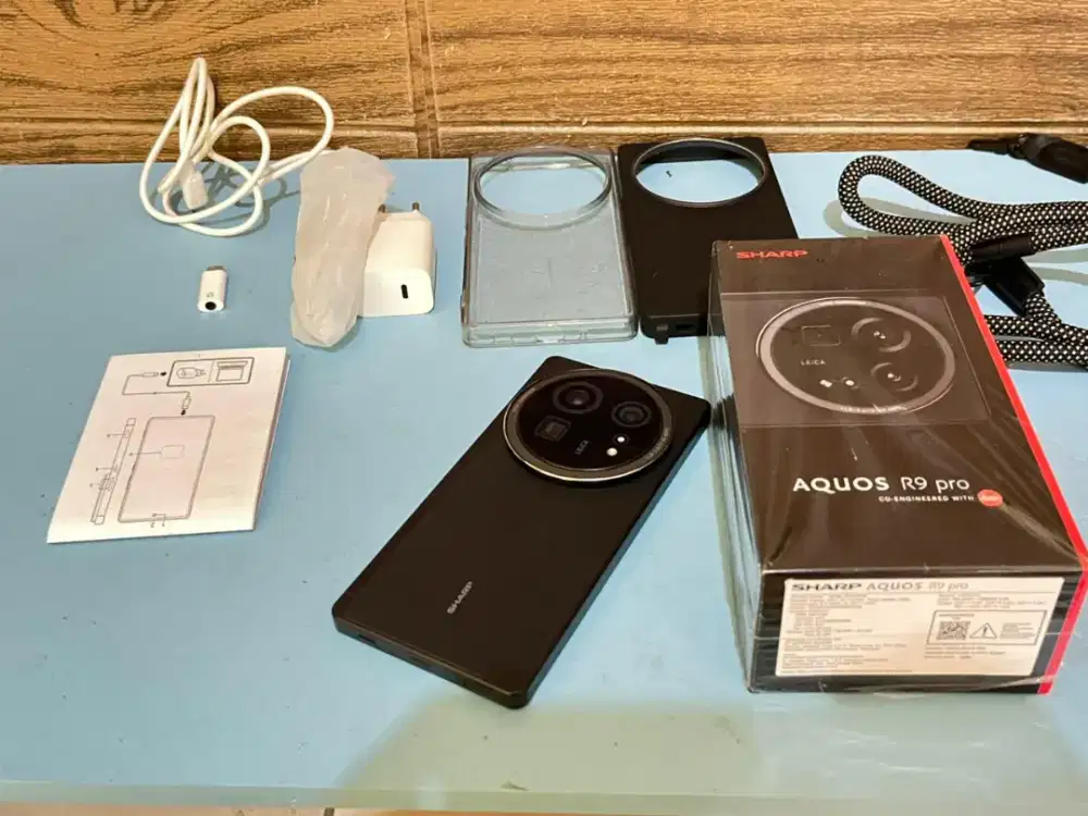 Sharp aquos r9 pro likenew garansi panjang